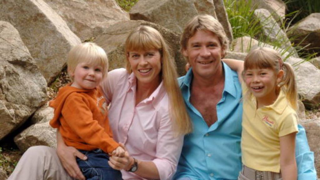 Who is steve irwin? How did he died? His children and More