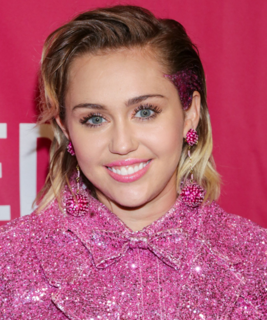 Who Is Miley Cyrus Dating, w/ ??? Her Relationship Timeline And Much More