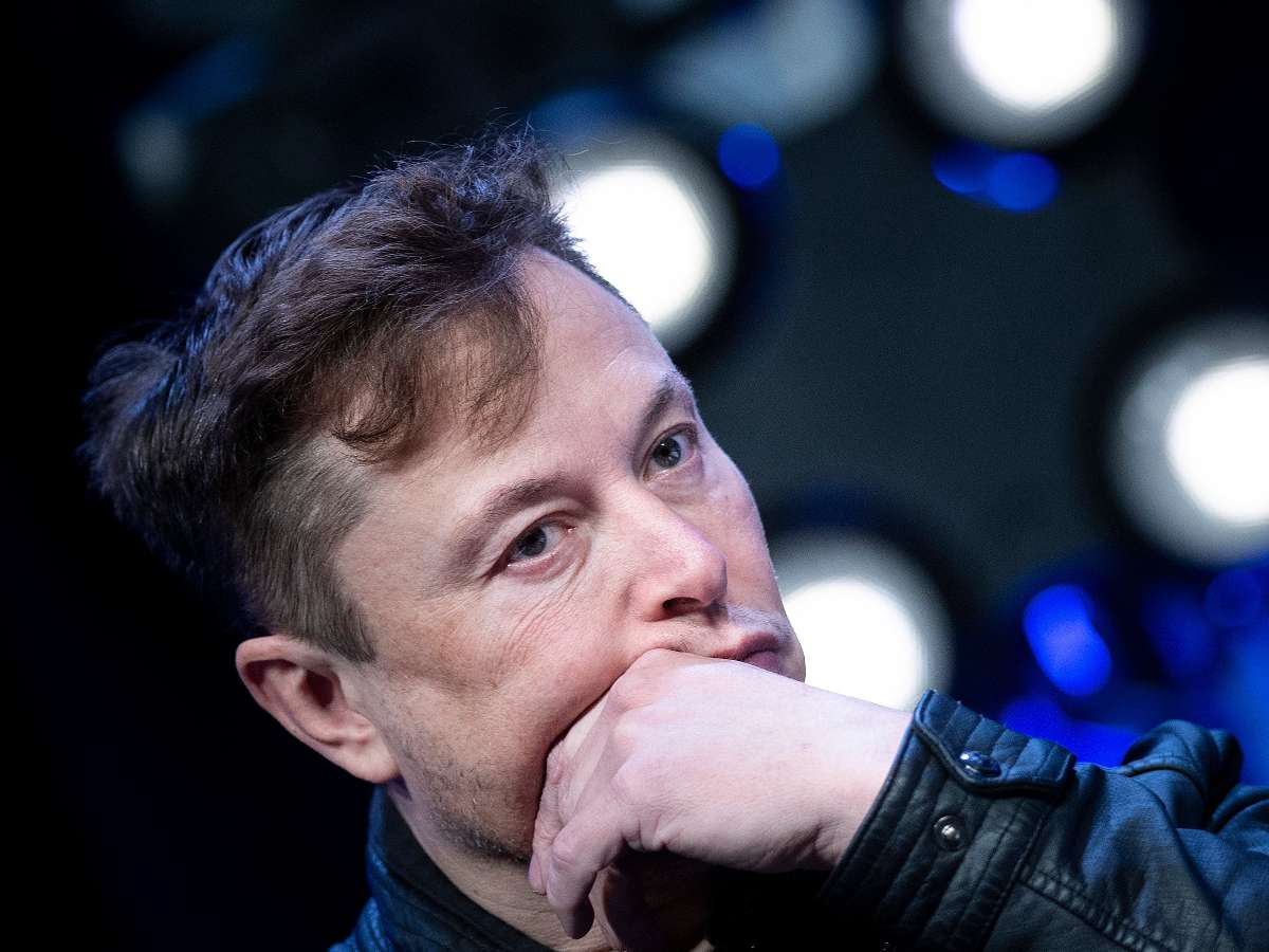 Elon Musk Threatens By 'Anonymous' Worlds Biggest Hack Group For Manipulation Of Bitcoin And His Tweet