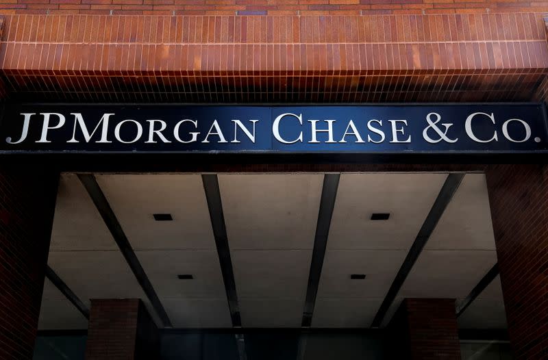 Jamie Dimon Claims JP Morgan Chase Made $1.5 Billion Dollars From Draft, Is it True?