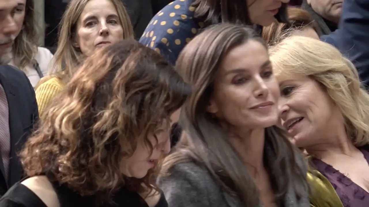 The clear gestures of Queen Letizia with Isabel Díaz Ayuso in their meeting that make complete sense